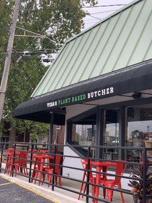 Outside  at Vida's Plant Based Butcher in Columbus