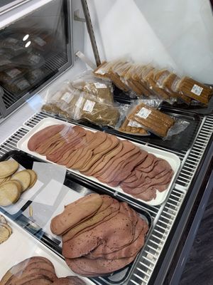 Deli slices at Vida's Plant Based Butcher in Columbus