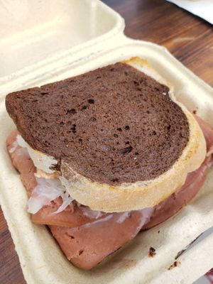 Reuben at Vida's Plant Based Butcher in Columbus