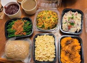 Thanksgiving dinner for 2 preorder at Vida's Plant Based Butcher in Columbus