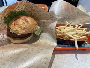 Botanical Burger  at Umami Burger - Grandberry Park in Tokyo