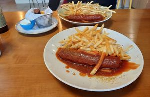 Curryvurst Bowl at Vegönn Dir in Furth