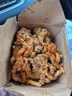 This place is INCREDIBLE!! 
I got a side of chicken strips and that was an entire meal on it's own. Awesome homemade sauces too. The lionsmane steak burrito was also amazing. at VegainzLA - La Brea in Inglewood