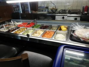 Theke - Salat, Hummus.. at Baran Falafel in Hamburg