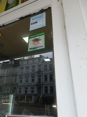 HappyCow sticker at Baran Falafel in Hamburg