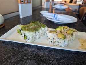 Mean green & avocado roll at Screaming Tuna in Mequon