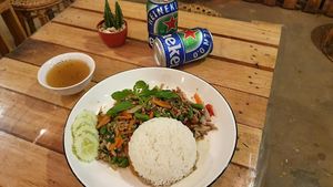 Kaprow (Stir-fried basil leaf) with non-al beer at Veggie Lover Cafe in Vientiane