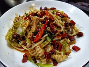 Fried Mala Noodle ຜັດໝີ່່ມ່າລ່າ at Veggie Lover Cafe in Vientiane