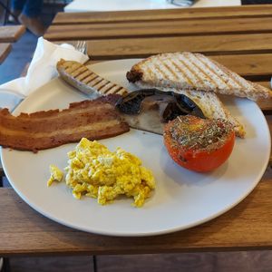 Updated version of the vegan breakfast at Time2Chill in North London