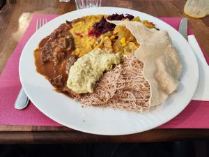 Vegetables with rice noodles at Friends Corner in Zurich