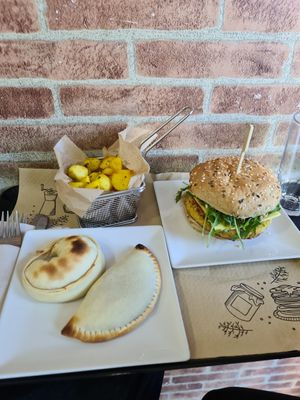 Lunch at Kinoa in Malaga