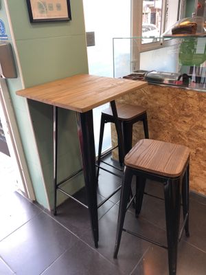 Tienen sitio donde comer!   at Kinoa in Malaga