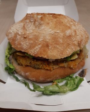 Bean burger at Kinoa in Malaga