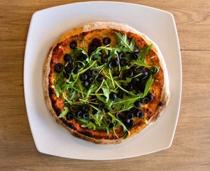 Pizza Silvestre at Kinoa in Malaga