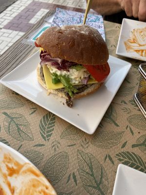 Burger  at Kinoa in Malaga