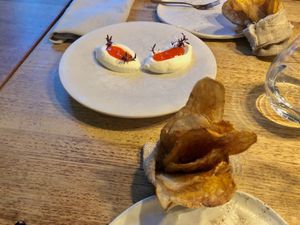 Doug’s hand cut Kettle Chips, BBQ seasoning, Sour “cream” with sweet chilli (individual chips, share dip)  at Charred Kitchen & Bar in Orange