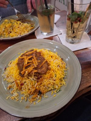  at Mana Mana Delikatladen in Essen