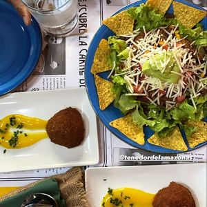 Menú del día (9,50 €)
2 platos + bebida + café
GO VEGAN!!! 💚 at Amazonas in Vigo