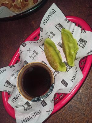 Vegan gyozas at Miyagi in Seixal