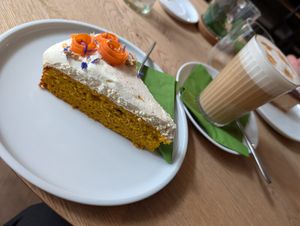 Vegan Carrot cake at Café Lil im Heidkrug in Lueneburg
