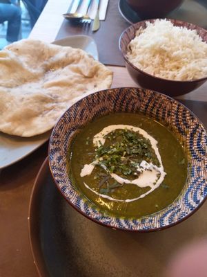 Spinach dal at Garlic n Greens in Bruges