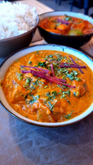 Curry at Garlic n Greens in Bruges