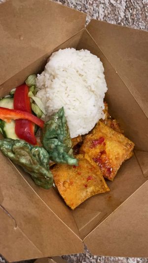 Dragon tofu and fried dim sums  at Linh - Not Just A Restaurant in Prague