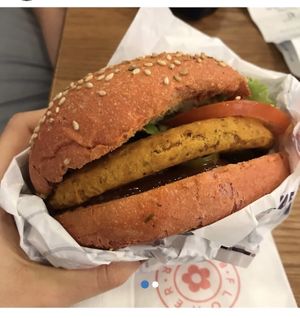 Hot wheels burger (edizione limitata)  at Flower Burger - Bicocca Village in Milan