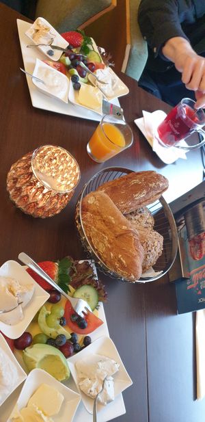 Vegan breakfast at Cafe Mitte in Peine