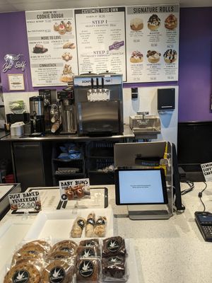 Counter at Cinnaholic in Coral Springs