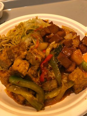 Chow mein, sweet & sour savior and lemongrass tofu at Loving Hut - Westfield Mall Food Emporium in San Francisco