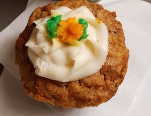 Carrot cake muffin at Loving Hut - Westfield Mall Food Emporium in San Francisco