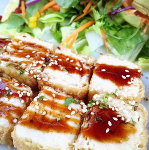 100 tales salad at Loving Hut in St Kanzian