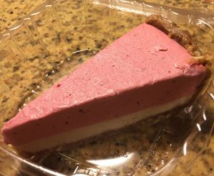 raw vegan strawberry 'cheesecake' ... oh, yeah! at Loving Hut in Tampa