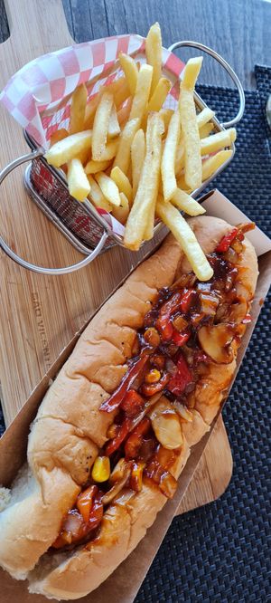 🌭 at Burger Grill 351 in Sao Vicente