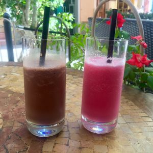 Rose pedal/almond milkshake & heavy chocolat/almond milkshake. tasty & refreshing at Natural Cafe in Mallorca