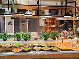   at Wújíshù 無極樹 in Kunming