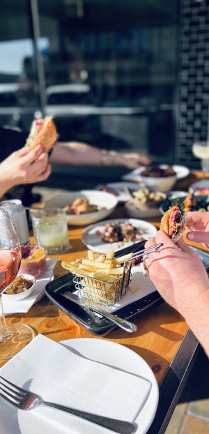 Jackfruit burger(gfa), vegan pate (gf), mushroom yakitori (gf) miso veg bowl (gf), buffalo cauliflower wings (gf) 💕  at Sip. in Mildura