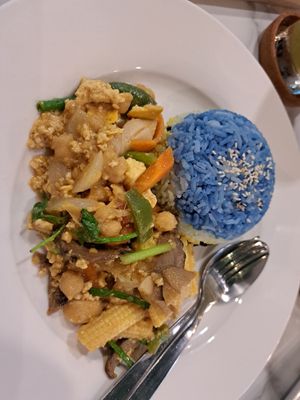 Pad pong curry at Began Vegan in Bangkok