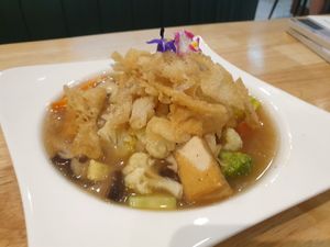 Rad na? - can't remember dish name it was a brown gravy veg dish, kinda reminded me of Japanese flavouring, it was okay some nice tofu skin but no noodles or carb, part of recs at Began Vegan in Bangkok