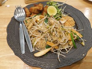 Pad thai - 8/10 at Began Vegan in Bangkok