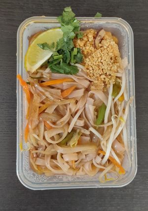 Phad Thai Je at Sawadika in Zaragoza