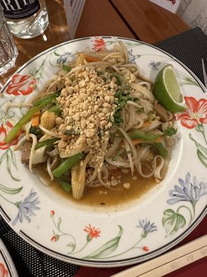 Pad thai  at Sawadika in Zaragoza