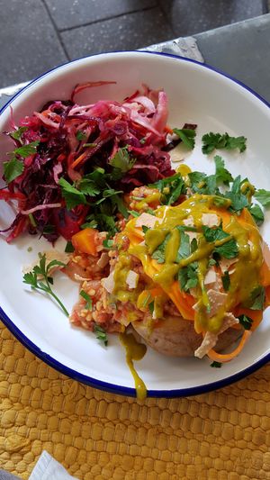 Vegan KDW (mung dhal, purple coleslaw, pickled sweet potatoes) at Caspar Plautz in Munich