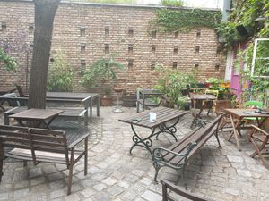 Inner Garden at Villa Vida in Vienna