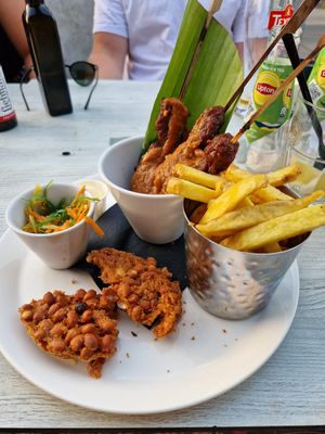 Veganistische saté at Zoet of Zout in Stellendam