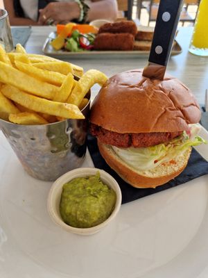 Mock Meat burger at Zoet of Zout in Stellendam