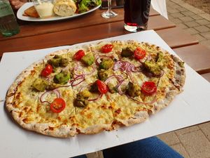 Vegan "Flammkuchen" (Tarte) with Veggies at Bremerhof in Kaiserslautern