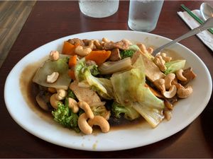 Mixed Vegetable w Cashews at Vegan Kitchen in Naples
