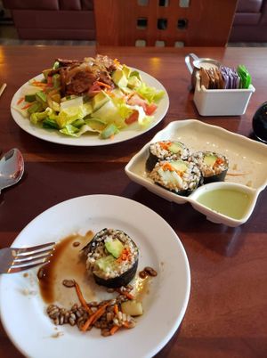 Avocado roll and avocado salad at Vegan Kitchen in Naples